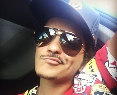 Cocok Untuk Mengiringi Waktu Bersantai Ini Chord Dan Lirik Lagu The Lazy Song Milik Bruno Mars Sonora Id Cocok Untuk Mengiringi Waktu Bersantai Ini Chord Dan Lirik Lagu The Lazy Song Milik Bruno Mars Sonora Id