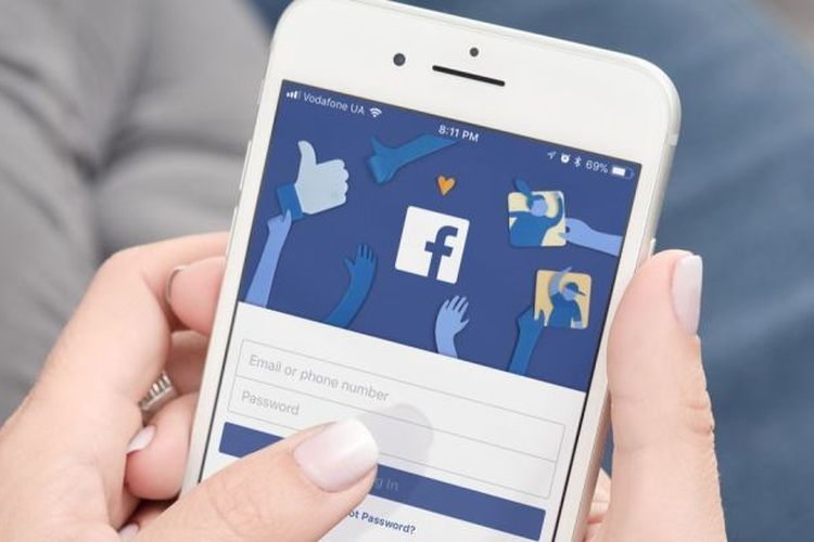 ilustrasi Facebook User(cnet.com)