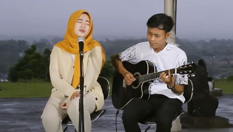 Lirik Lagu Menepi Cover Woro Widowati Lengkap Dengan Video Klip Sonora Id Lirik Lagu Menepi Cover Woro Widowati Lengkap Dengan Video Klip Sonora Id