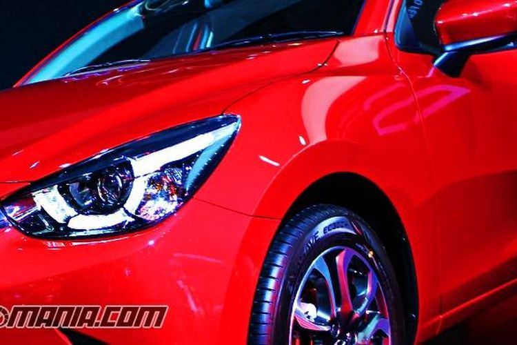 Rawat bodi mobil sendiri  