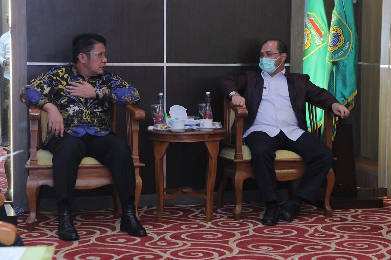 Gubernur Babel, Erzaldi Rosman dan Gubernur Sumsel, Herman Deru.