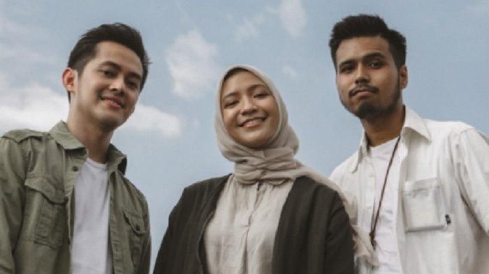 Abyan Faqih bersama dua rekannya Genta Mallibu dan Aldie Indra. 