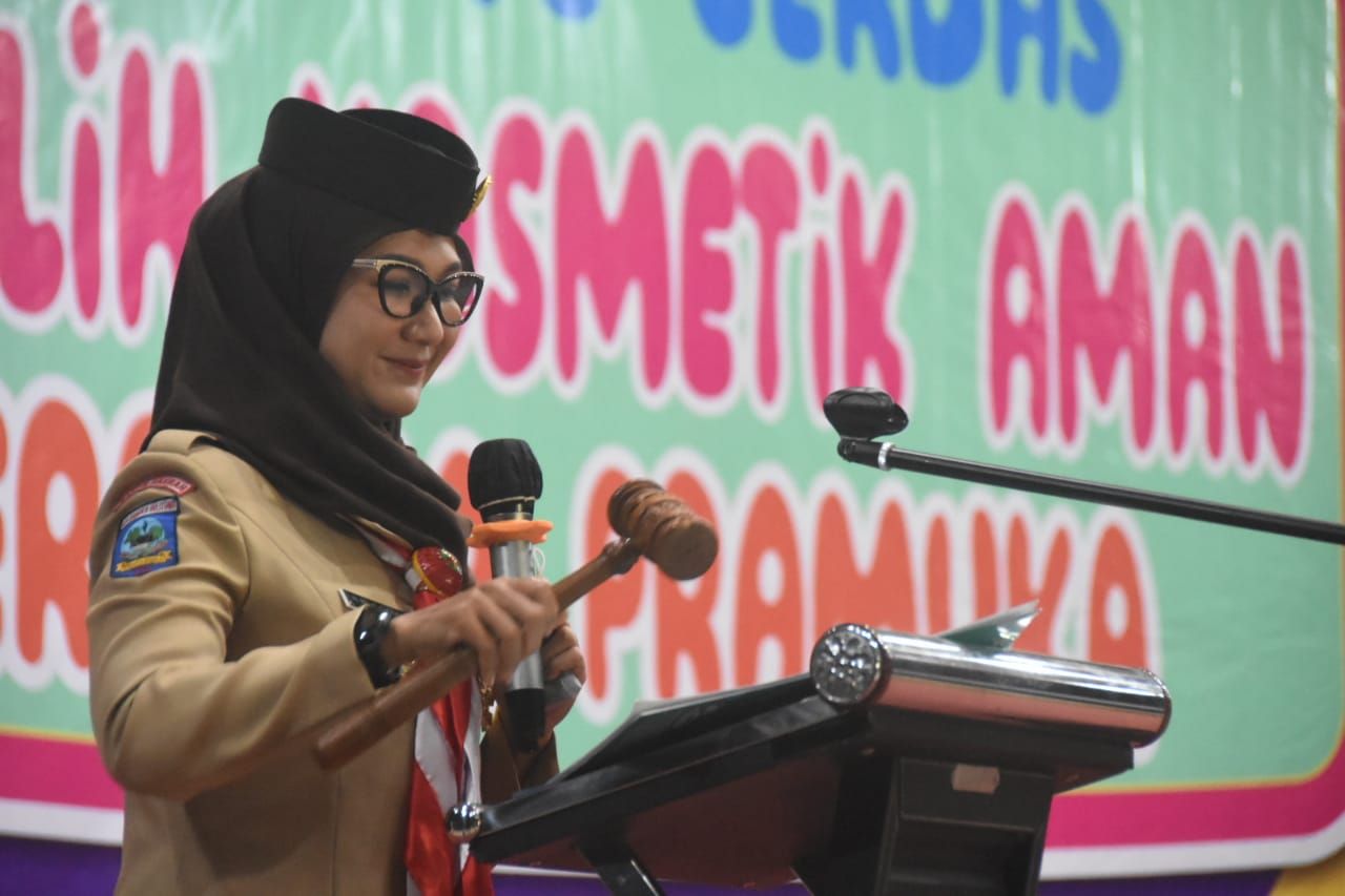 Kegiatan Kampanye Cerdas Memilih Kosmetik Aman Bersama Pramuka di Bangka City Hotel, Jumat (16/10).