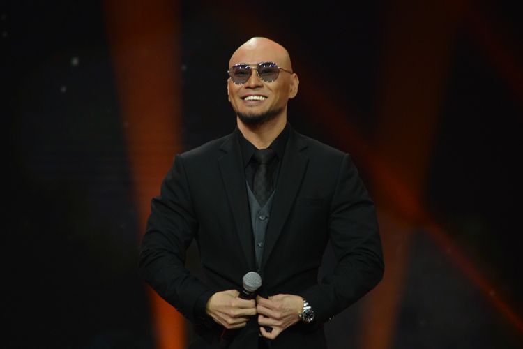 Deddy Corbuzier selalu kesulitan untuk menolak tawaran RCTI tampil dalam acara sulap meski beberapa kali mengatakan sudah pensiun.