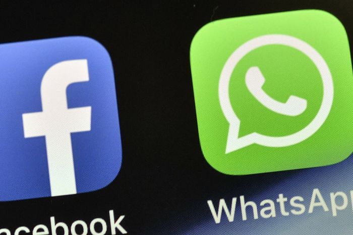 Logo Whatsapp dan Facebook