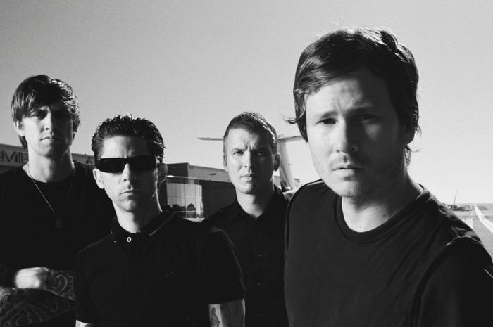 ANGELS AND AIRWAVES