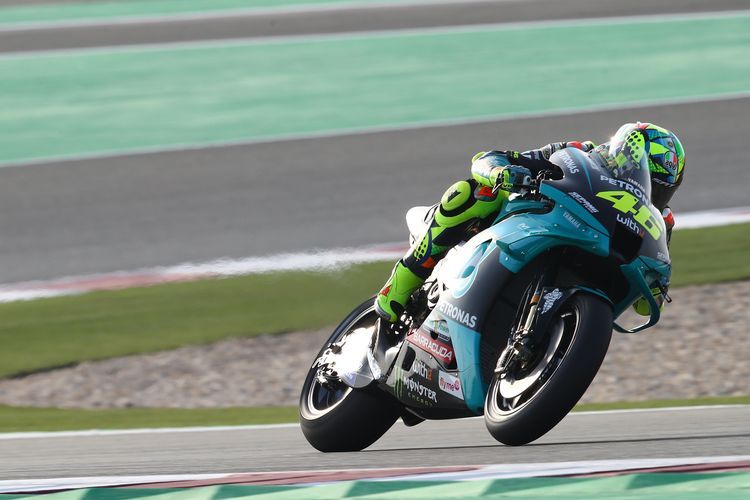 Valentino Rossi saat sesi tes Qatar jelang MotoGP 2021 (David Goldman)  