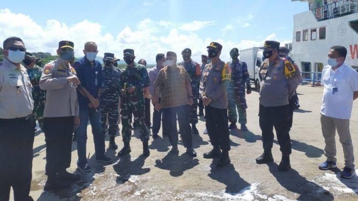 Pengecekan Kapolda Bangka Belitung, Irjen Pol Anang Syarif Hidayat di Pelabuhan Tanjung Kalian, Sabtu (08/05/2021).