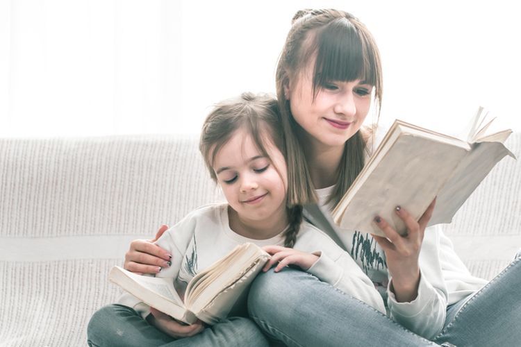 Ilustrasi baca buku