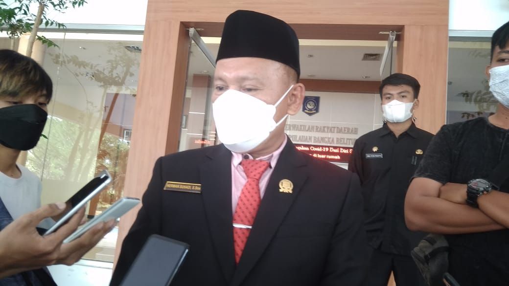 Ketua DPRD Babel Herman Suhadi