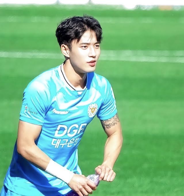 7 Potret Jeong Seung Won, Pemain Sepak Bola Kebanggan Korsel yang Dianggap  Terlalu Tampan - Sonora.id