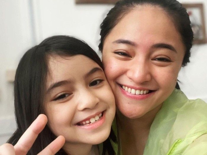 Marshanda dan anaknya