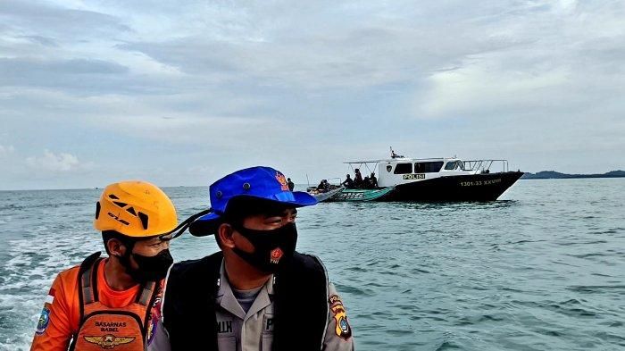 Proses pencarian terhadap Ilham (3) yang hilang di Perairan Sadai, Rabu (18/8/2021).