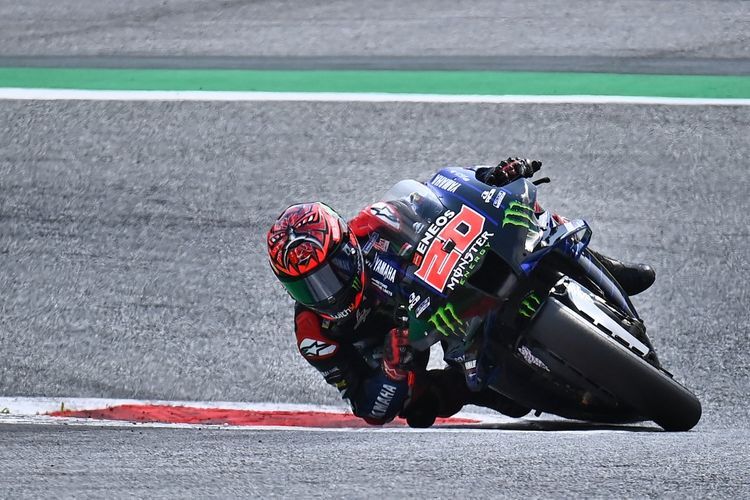 Fabio Quartararo saat berlaga pada MotoGP Austria 2021. (Photo by JOE KLAMAR / AFP)(JOE KLAMAR) 