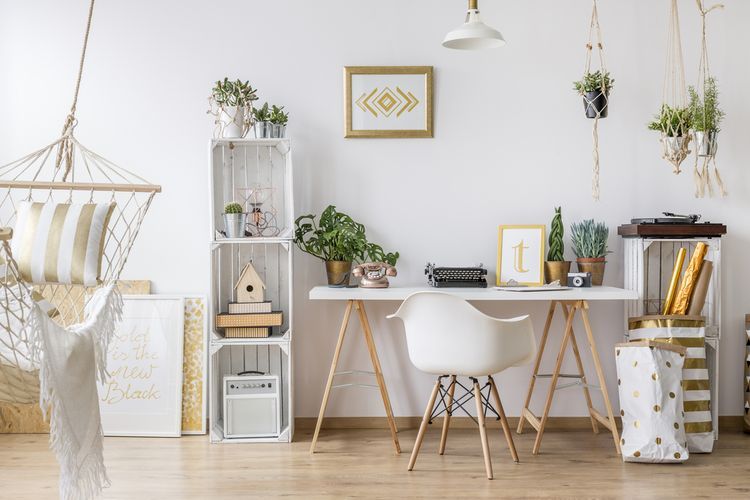 Ilustrasi ruang kerja di rumah.(SHUTTERSTOCK/Photographee.eu) 