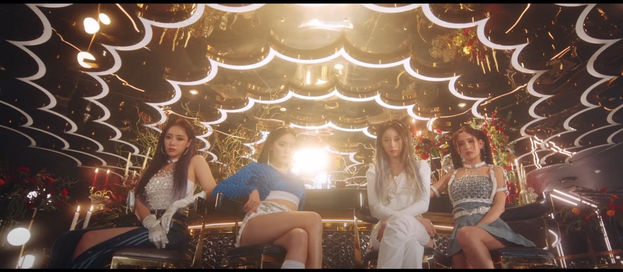 Music video (MV) single terbaru T-ARA, 'Tiki Taka'.