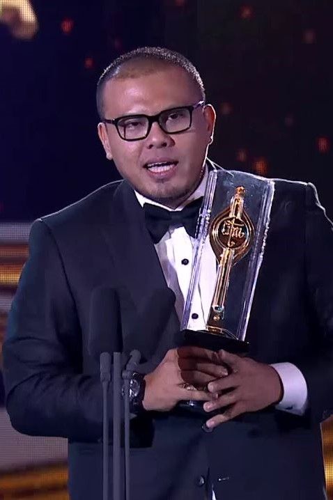 Sutradara Joko Anwar meraih penghargaan Sutradara Terbaik FFI 2020 di Jakarta Convention Center (JCC), Senayan, Jakarta Pusat, Sabtu (5/12/2020).