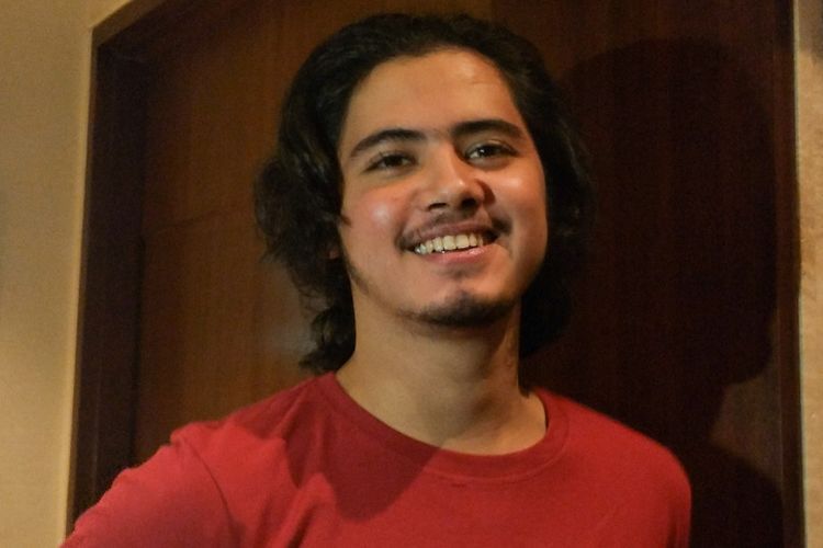 Artis peran Aliando Syarief  
