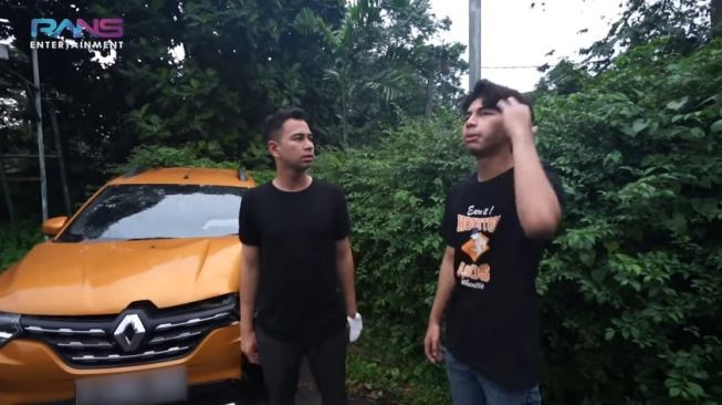 Dimas Ahmad alami kecelakaan.