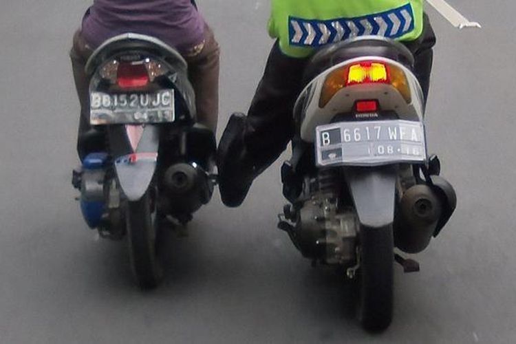 Dorong motor matik(at0zz.wordpress.com) 