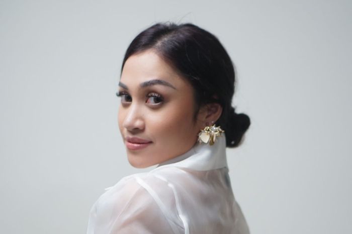 MUA Profesional, Raudha Caesaronthya