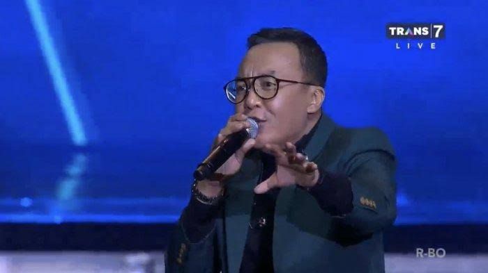 Ari Lasso saat tampil di Allo Bank Festival 2022 Day 2