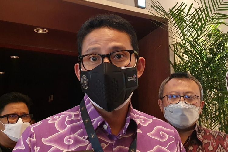 Sandiaga Uno menjelaskan soal harga tiket masuk Candi Borobudur atau tiket masuk Borobudur hingga stupa sebesar Rp 750.000
