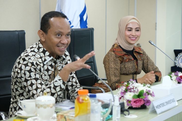 Menteri Investasi/Kepala BKPM Bahlil Lahadalia saat peluncuran Global Chief Executive Officer (CEO) Perhimpunan Pelajar Indonesia (PPI) Dunia, Senin (8/8/2022).