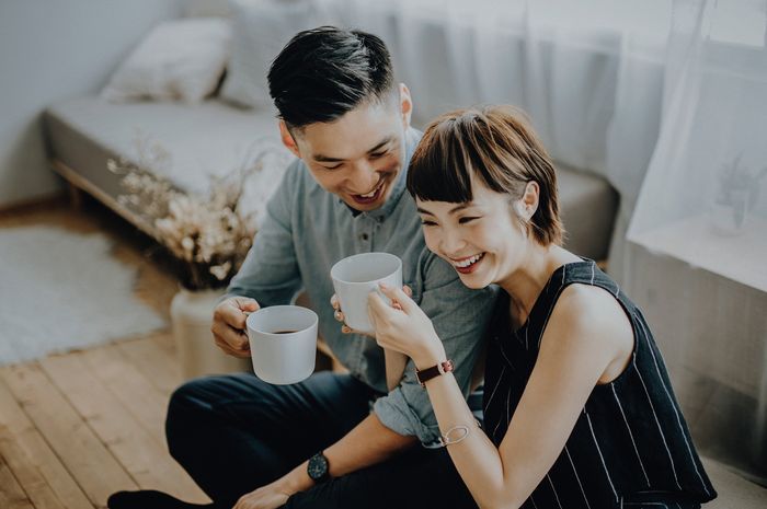 Cara membangun komunikasi efektif dalam hubungan 