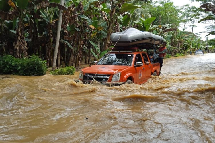 Genangan air terjadi di kawasan Desa Sitiarjo, Kecamatan Sumbermanjing Wetan, Kabupaten Malang, Minggu (11/9/2022).(Dok. BPBD Kabupaten Malang) 