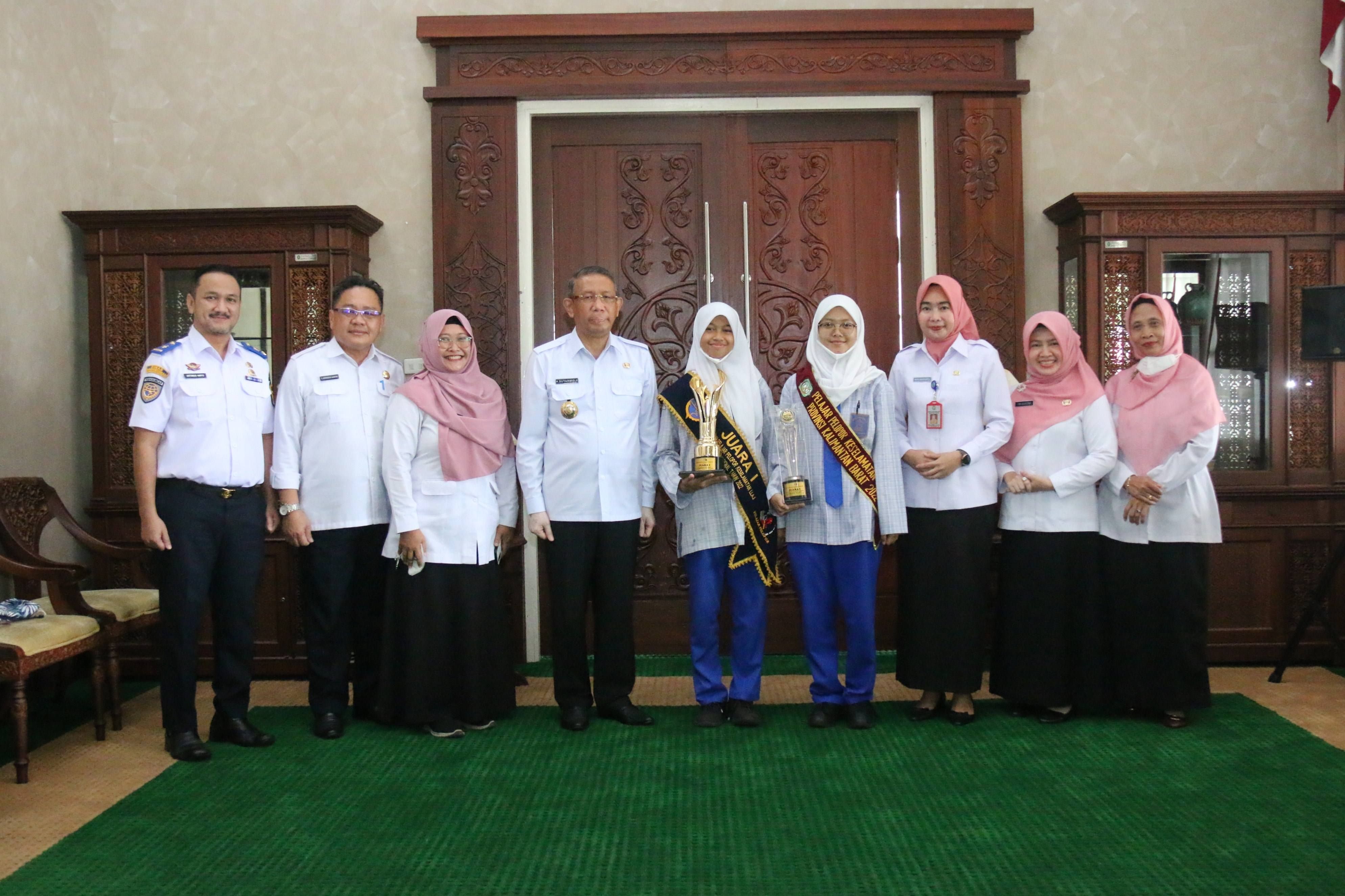 Gubernur Sutarmidji Apresiasi Pemenang Pelajar Pelopor Keselamatan Lalu  Lintas Tingkat Nasional - Sonora.id