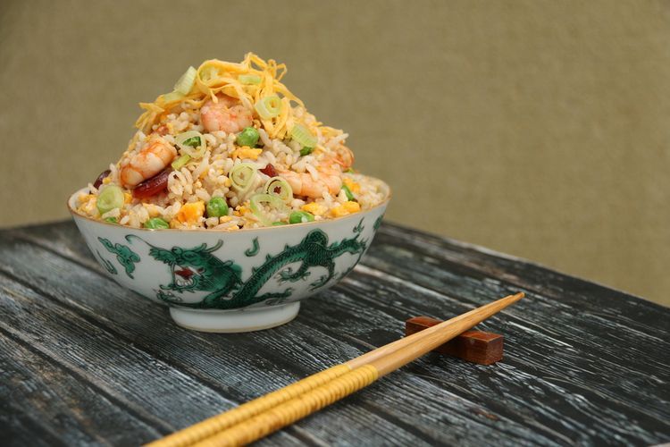 Tidak Pakai Kecap, Berikut Cara Membuat Nasi Goreng Hong Kong - bangka