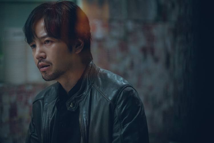 Film Decoy dibintangi Jang Keun-suk, Heo Sung-tae, dan Lee Elijah