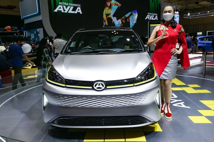 Mobil listrik konsep Daihatsu Ayla EV dipamerkan di ajang Gaikindo Indonesia International Auto Show (GIIAS) 2022 di ICE BSD, Tangerang, Jumat (12/8/2022).(KOMPAS.com/KRISTIANTO PURNOMO) 