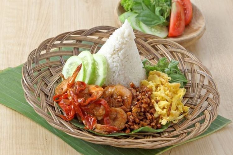 Sering Ada Di Pesta Nikah, Berikut Ini Cara Membuat Nasi Langgi