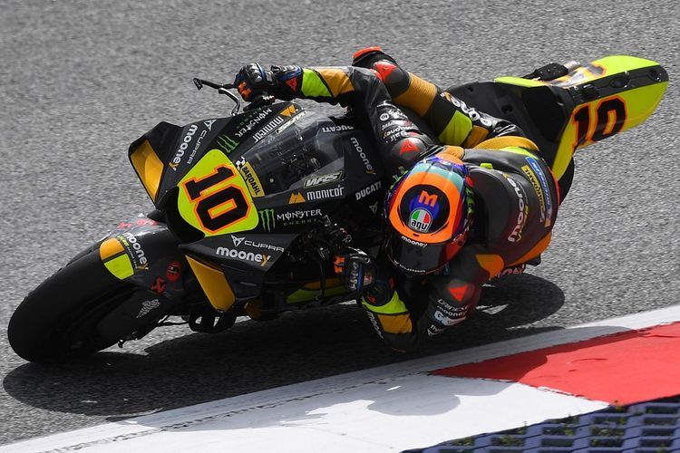 Luca Marini saat berlaga pada MotoGP Austria 2022. (Photo by VLADIMIR SIMICEK / AFP)(VLADIMIR SIMICEK) 