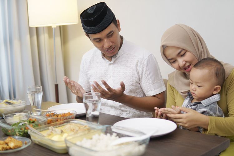 Ilustrasi berbuka puasa  