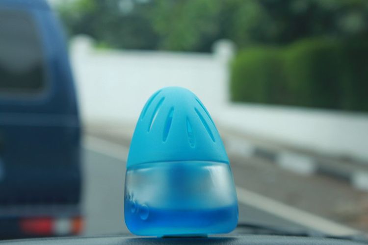 Parfum mobil model spray berbahan alkohol(Flickr/SuwandySie) 