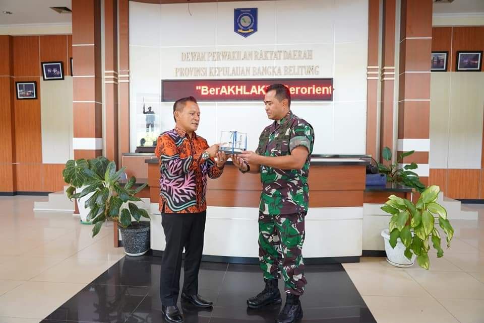 Ketua DPRD Babel,  Herman Suhadi, S. Sos sambut kunjungan silahturahmi Danrem 045 Garuda Jaya yang baru