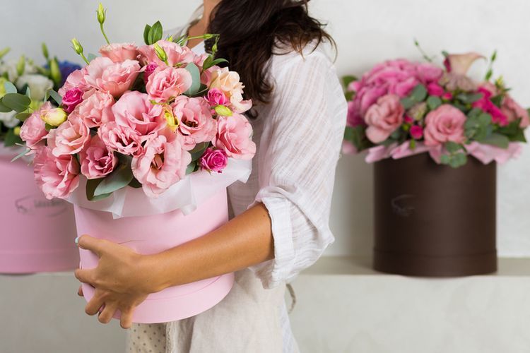 Mau Bunga Potong Tahan Lama? Ikuti Tips Memanen yang Benar!