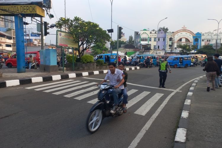 Ini 5 Perilaku Pengendara Motor Yang Sering Menjadi Penyebab Kecelakaan ...