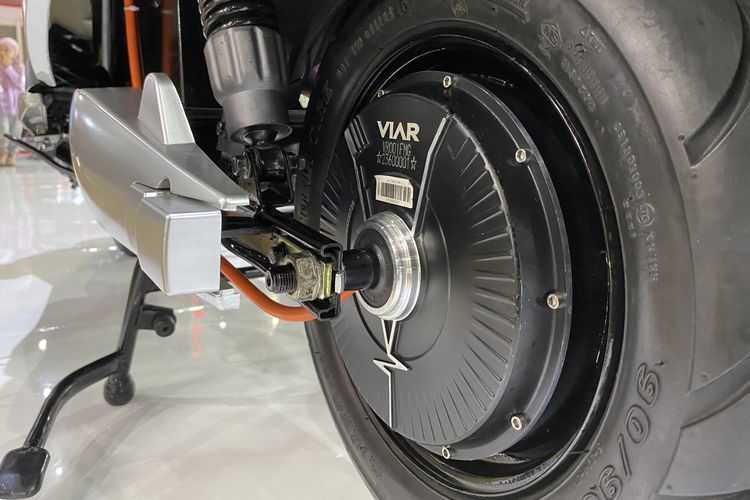 Penggerak motor listrik Viar berjenis Hub-drive dan sudah diproduksi lokal(KOMPAS.com/daafa) 