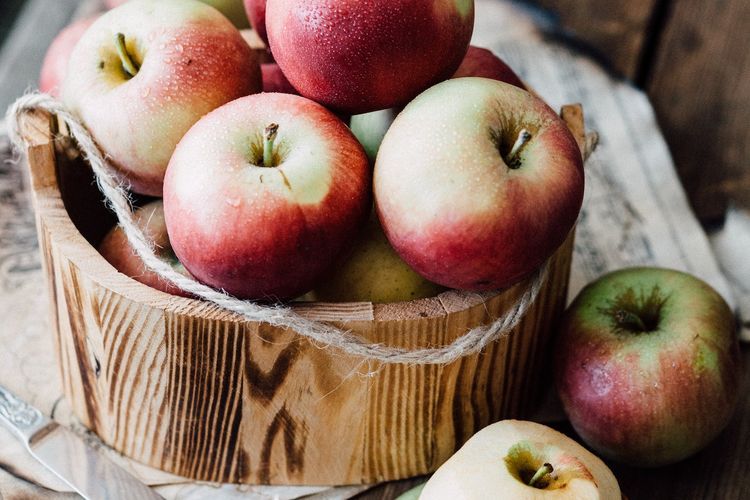 Ilustrasi apel, buah apel. (PEXELS/PIXABAY)