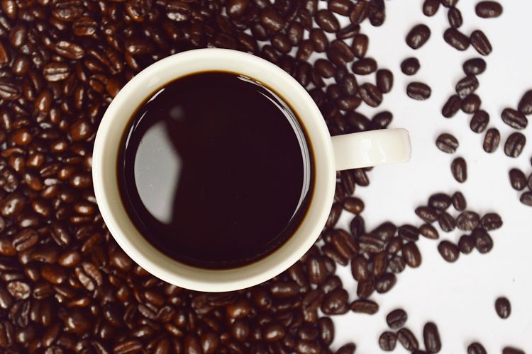 Untuk mengurangi pahit kopi, Anda bisa menggunakan sejumput garam.(Unsplash/Michael c A3K6lK) 