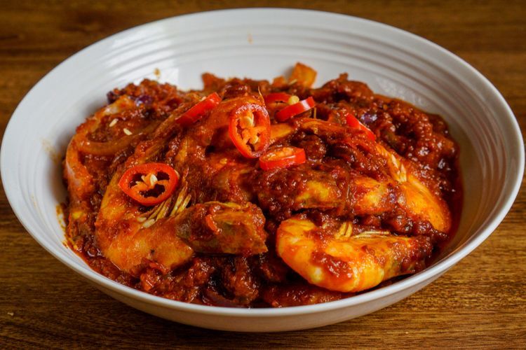 Ilustrasi tumis udang sambal terasi. 