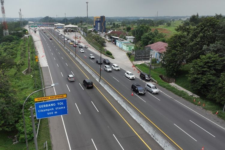 PT Jasa Marga (Persero) Tbk mencatat sebanyak 600.394 kendaraan meninggalkan wilayah Jabotabek pada H-7 sampai dengan H-4 Hari Raya Natal 2022 (18-21 Desember 2022). (Dok. Jasa Marga)  