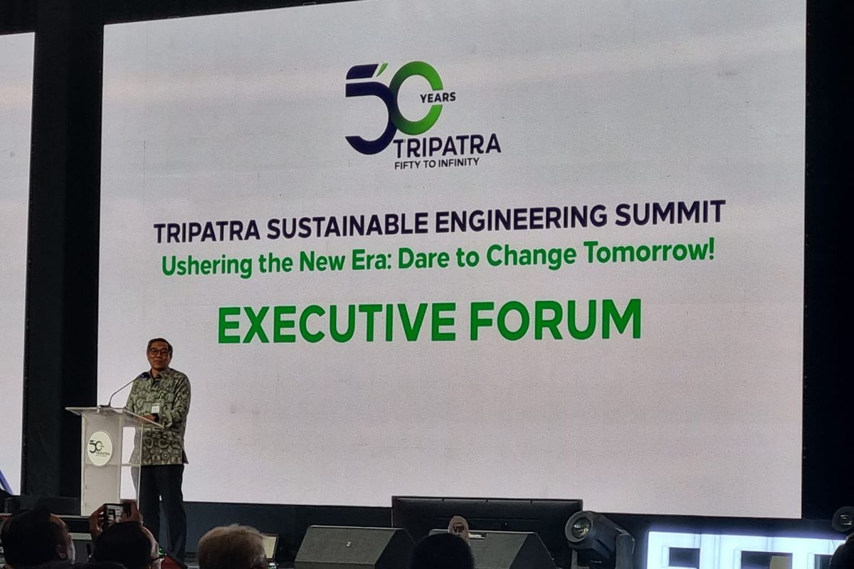 Direktur Jenderal Energi Baru Terbarukan dan Konservasi Energi (EBTKE) Kementerian ESDM Yudo Dwinanda Priaadi saat menghadiri acara Tripatra Sustainable Engineering Summit di Hotel Pullman Central Park, Jakarta, Jumat (13/10/2023).