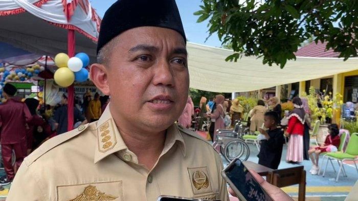 Wali Kota Pangkalpinang Maulan Aklil  