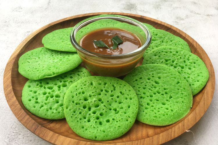 Serabi pandan kinca durian manis legit dan lembut.  