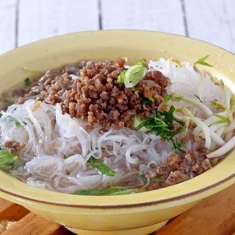 Ilustrasi bihun kuah daging. (Dok. Sajian Sedap)  